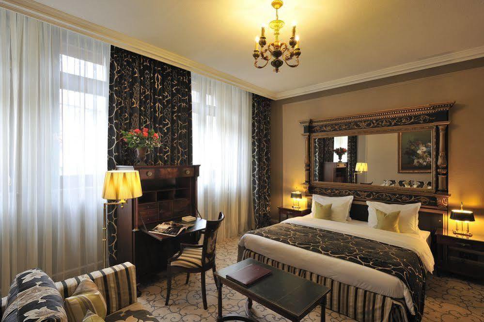 فندق دو لا سيغون جنيفا المظهر الخارجي الصورة A room at the hotel