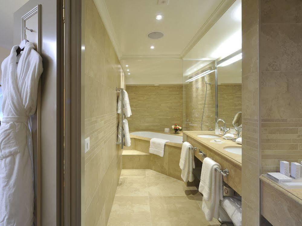 فندق دو لا سيغون جنيفا المظهر الخارجي الصورة Bathroom