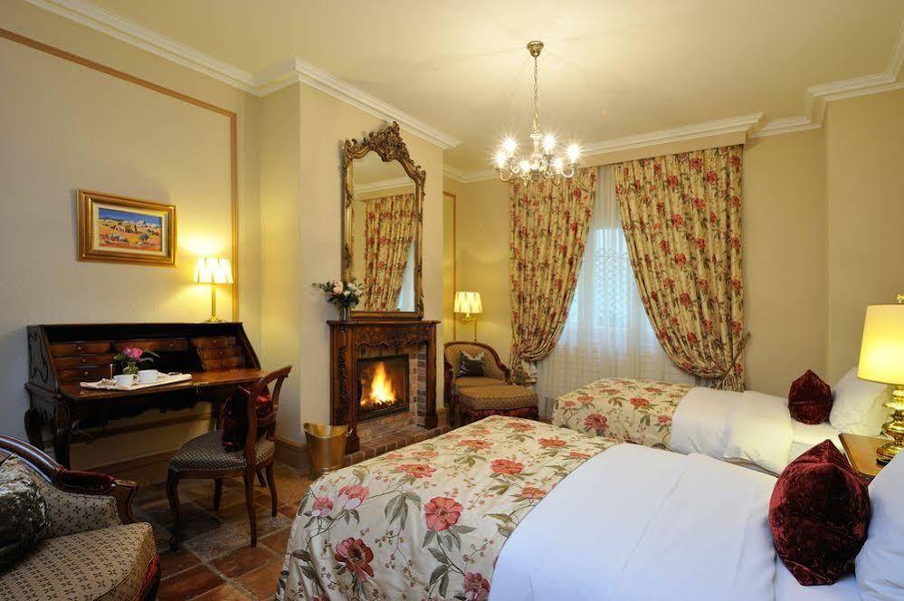 فندق دو لا سيغون جنيفا المظهر الخارجي الصورة A room at the hotel